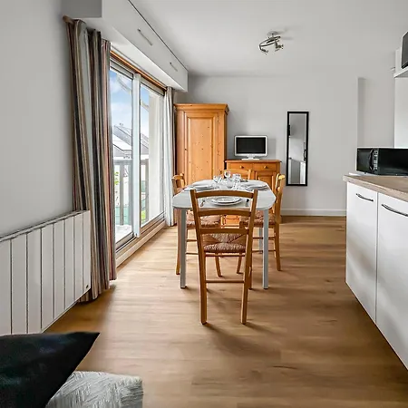 Chaleureux, Parking Privé Proche *