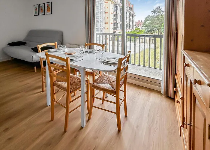 Appartement Chaleureux, Parking Privé Proche