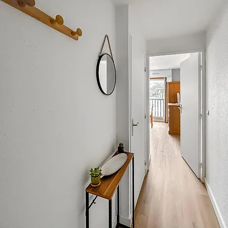 Chaleureux, Parking Prive Proche