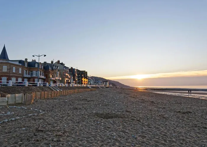 Chaleureux, Parking Prive Proche *